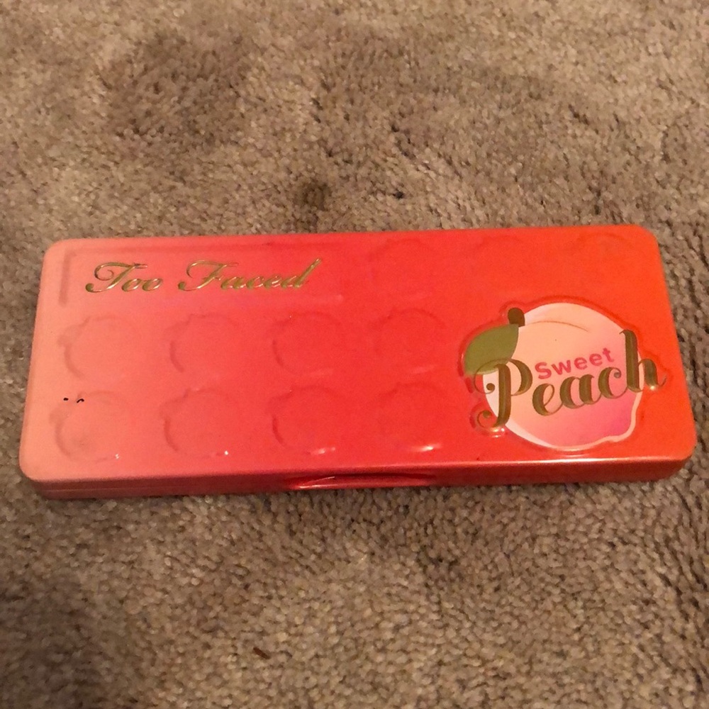 Two faced sweet peach